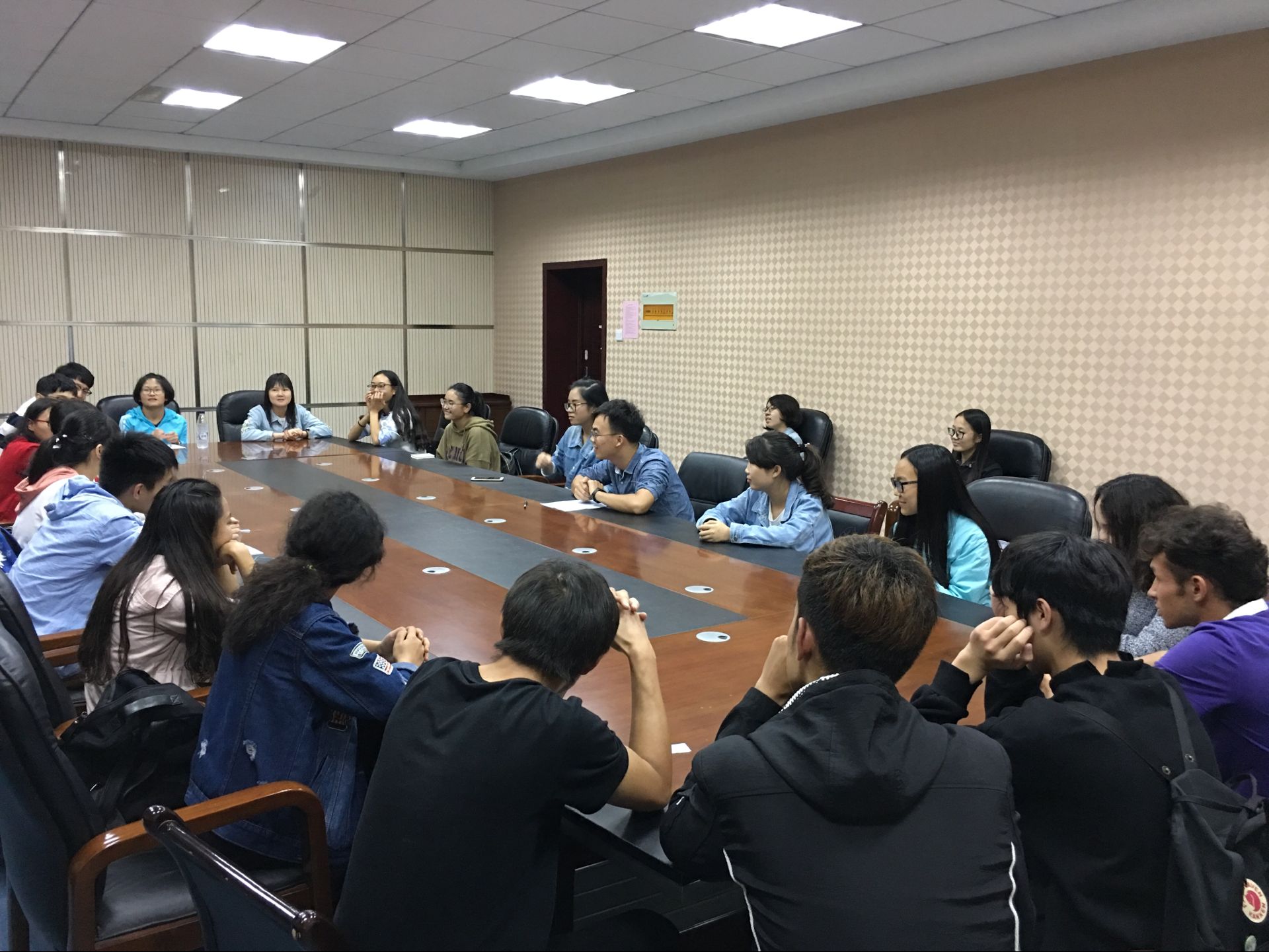 QQ图片20170929092947.jpg QQ图片20170929092947.jpg